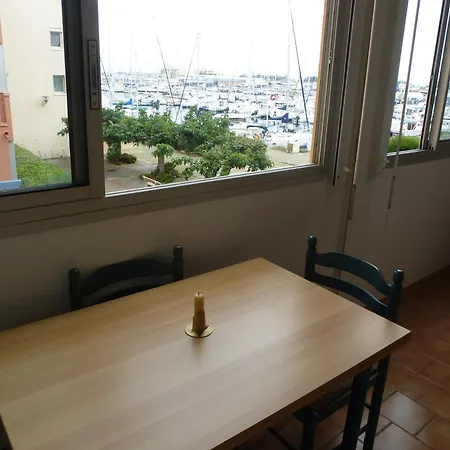 Ideal Entre Etang Commerces Et Animation Leucate