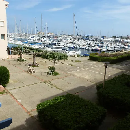 Ideal Entre Etang Commerces Et Animation * Leucate